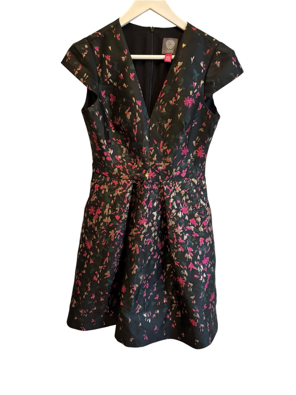 Vince Camuto Black Floral Jacquard Mini Dress 🌸